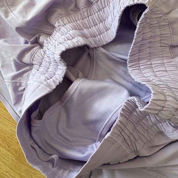 Lululemon Athletic Hotty Hot HR Lined Shorts 4” Lilac Breeze NWT Women’s Size 6 - Picture 6 of 9